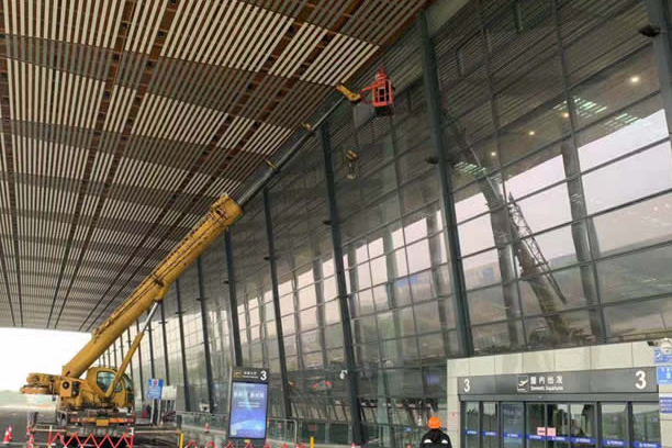 莆田玻璃幕墙维护和保养